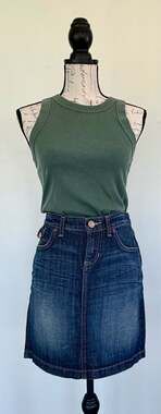 Gap 1969 Medium Wash Denim Mini Skirt Women’s Size 4